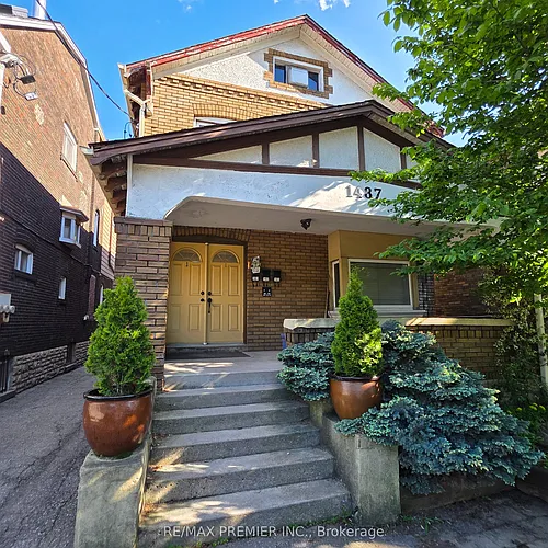 1487 A King St W Photo 1 1487 A King St W Photo 1