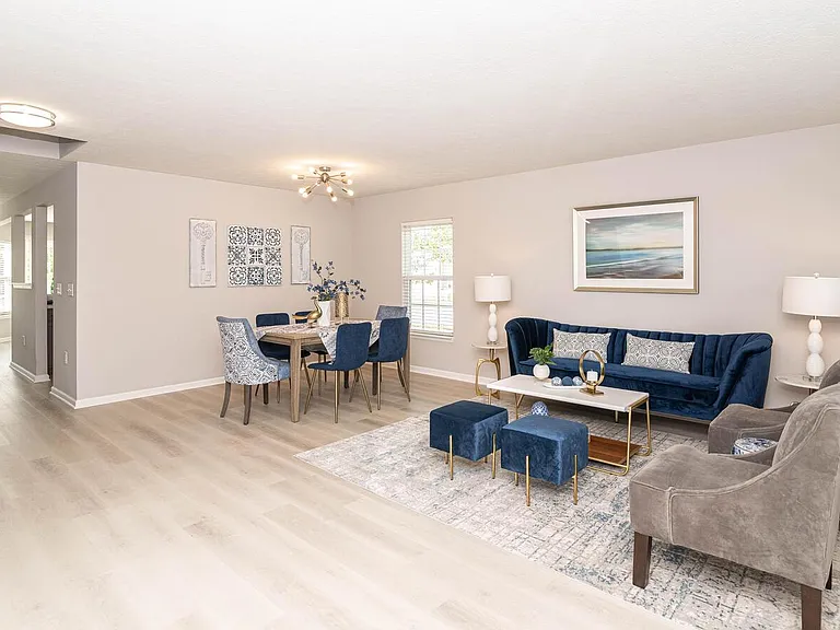 11081 Sanders Dr — Photo 3