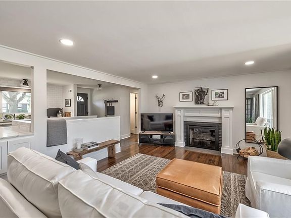 2nd image of 4802 W 78th Ter