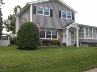 10990 Kipling Ln, Philadelphia, PA 19154