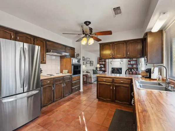 6504 Cathy Ave NE, Albuquerque, NM 87109