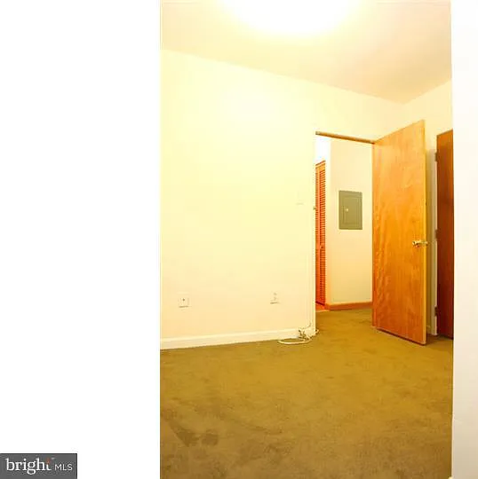 260 S 11th St #1 — Photo 10