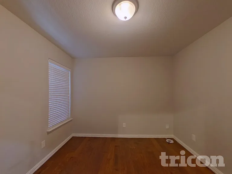 7432 Durness Dr — Photo 13