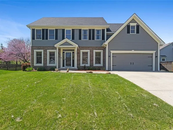 905 NE 101st Ter, Kansas City, MO 64155