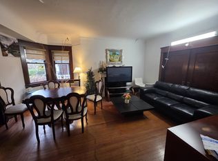 345 W 13th Ave, Vancouver, BC