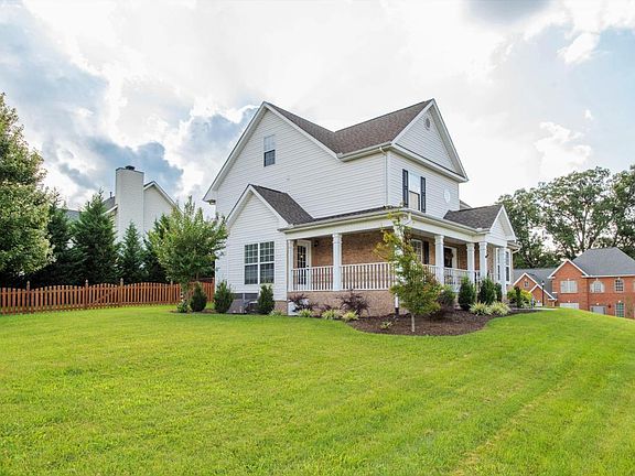 2nd image of 4921 Ivy Rose Dr
