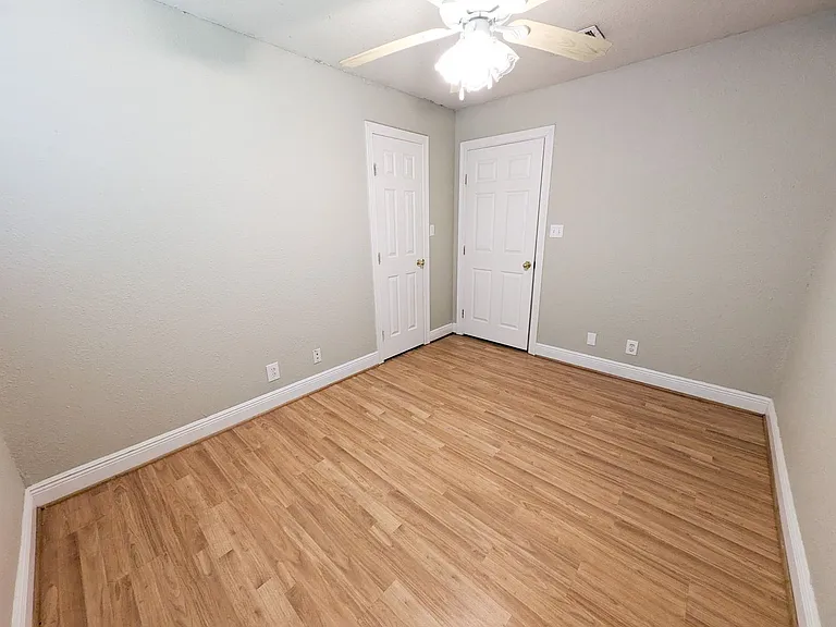 5031 Simpson Ave — Photo 15