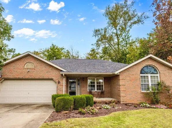 395 Gardenia Ln, Jasper, IN 47546