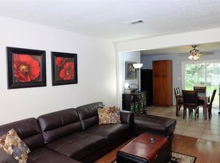 16711 Forest Bend Ave, Friendswood, TX 77546