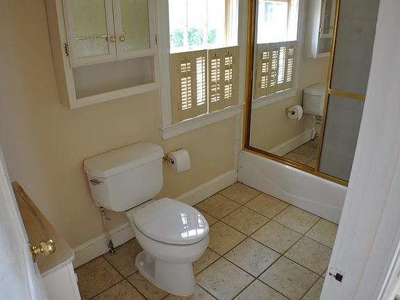 2nd image of 5110 Berclaire Plantation Ln