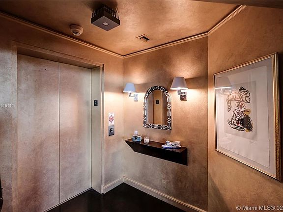 2nd image of 10 Edgewater Dr APT 7F