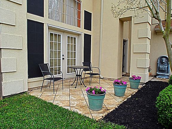 3rd image of 1602 Monvale Ln
