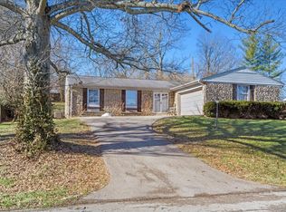712 Leawood Dr, Frankfort, KY 40601