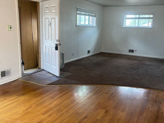 3rd image of 10478 Pearl Way