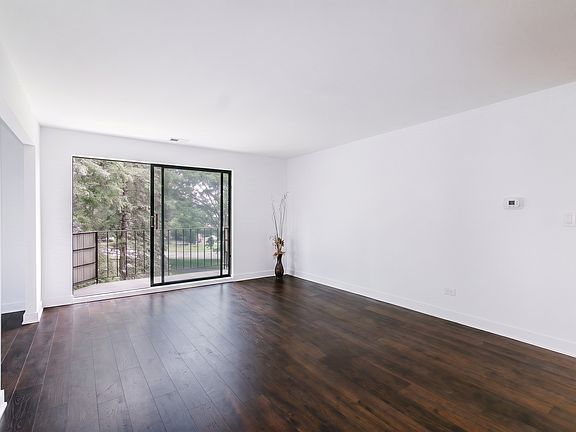 3rd image of 1275 Baldwin Ln Unit 306
