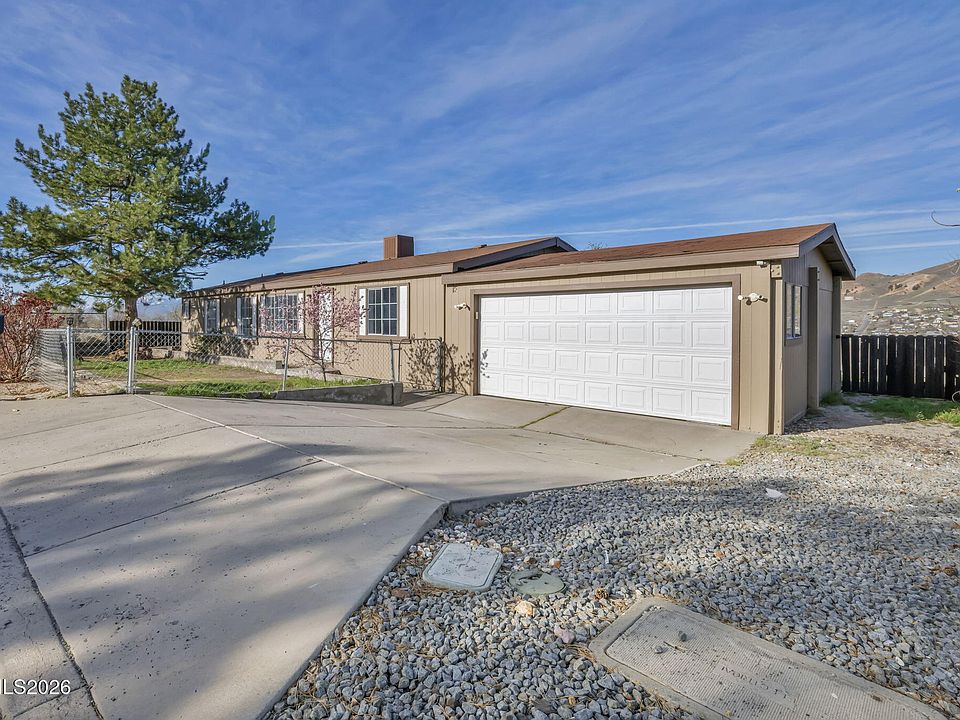 1st image of 605 Wall Canyon Dr