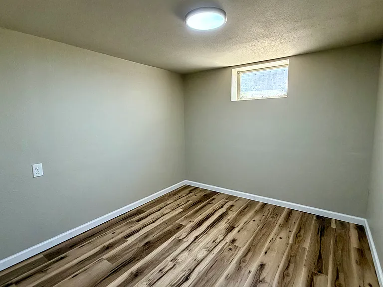 1424 N Bennett St — Photo 6