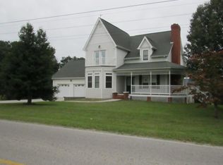 938 Mount Paran Rd, Jacksboro, TN 37757