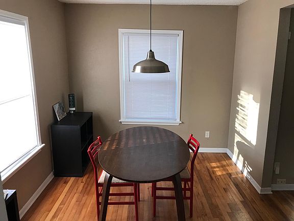 4th image of 730 W Norwood Ct