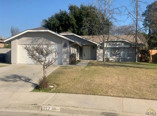 212 Scottsburg St, Bakersfield, CA 93314