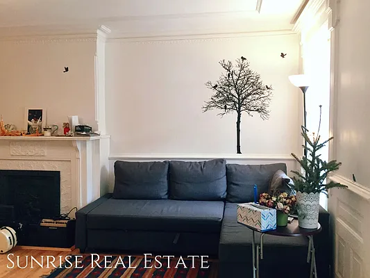 Rented by Sunrise Real Estate | media 49