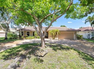 303 NW 105th Ter, Pompano Beach, FL 33071