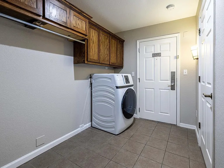 Residence at Piney Shores — Photo 82
