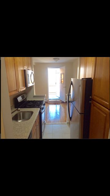 2nd image of 2350 Waters Edge Dr APT 1M