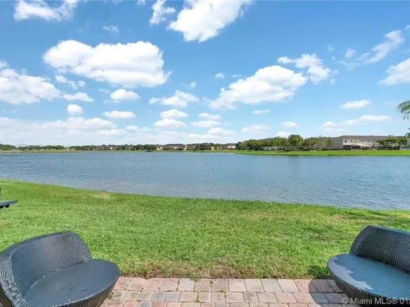 9115 SW 227th St, Cutler Bay, FL 33190