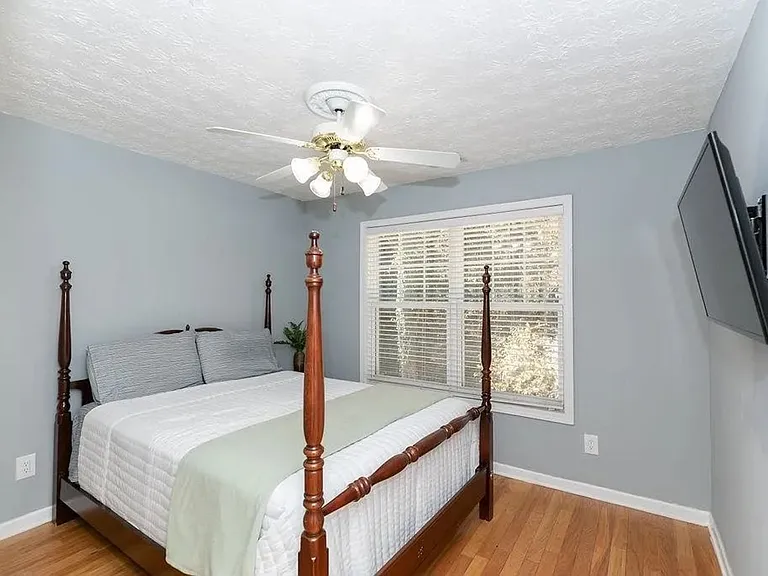 2023 Austin Park Cir — Photo 11