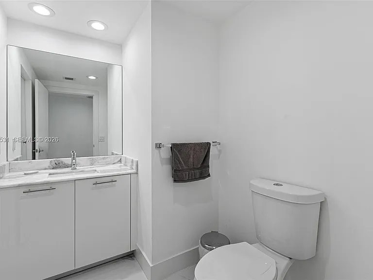 950 Brickell Bay Dr #2210 — Photo 19