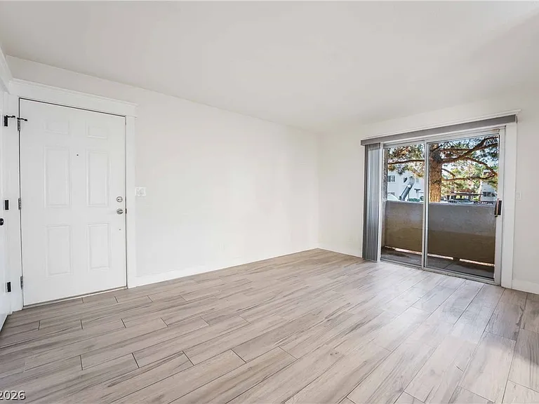 7300 Pirates Cove Rd #1005 — Photo 4