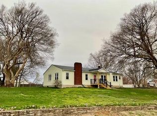 44 Horseshoe Dr, Paris, KY 40361