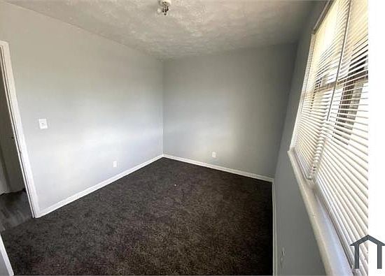2nd image of 5634 Astor Pl #3