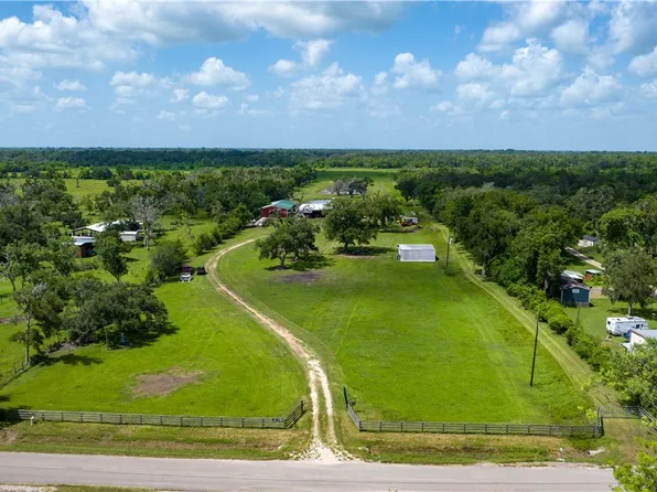 4799 County Road 652, Brazoria, TX 77422