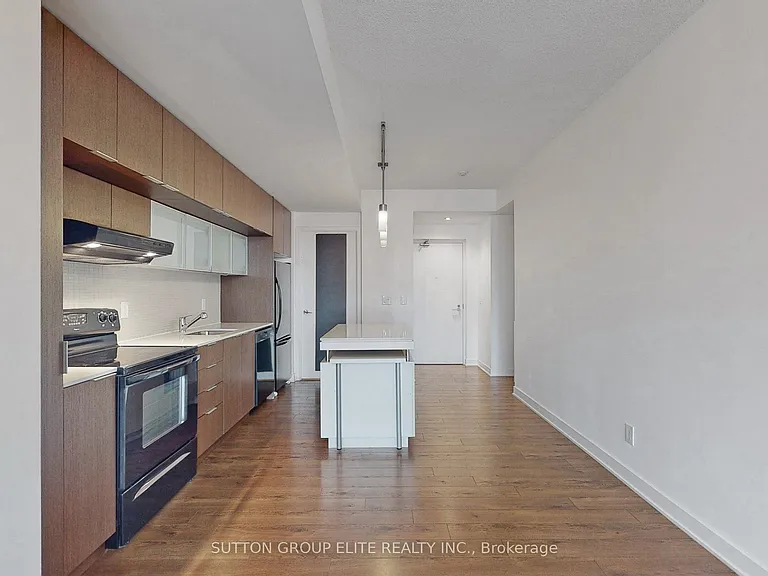 110 Charles St E #2410 — Photo 11