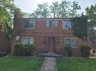 5843 Monfort Hills Ave, Cincinnati, OH 45239
