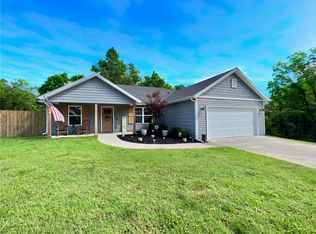 7 Rockingham Dr, Bella Vista, AR 72715