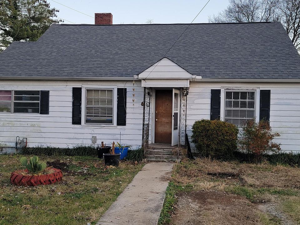 2nd image of 2828 Avondale Ave