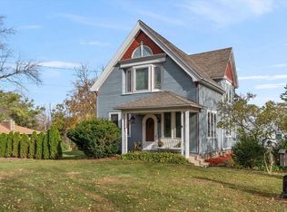 5930 S 92nd St, Hales Corners, WI 53130