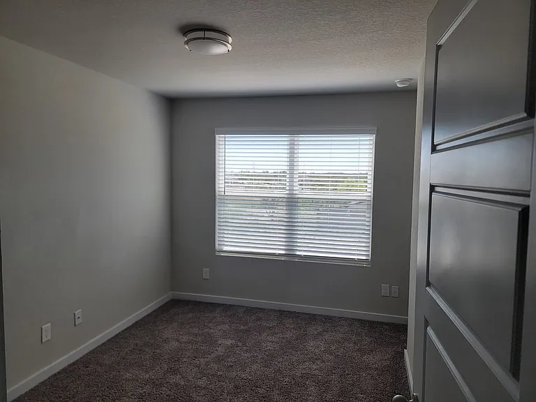 412 Abigail Aly — Photo 11