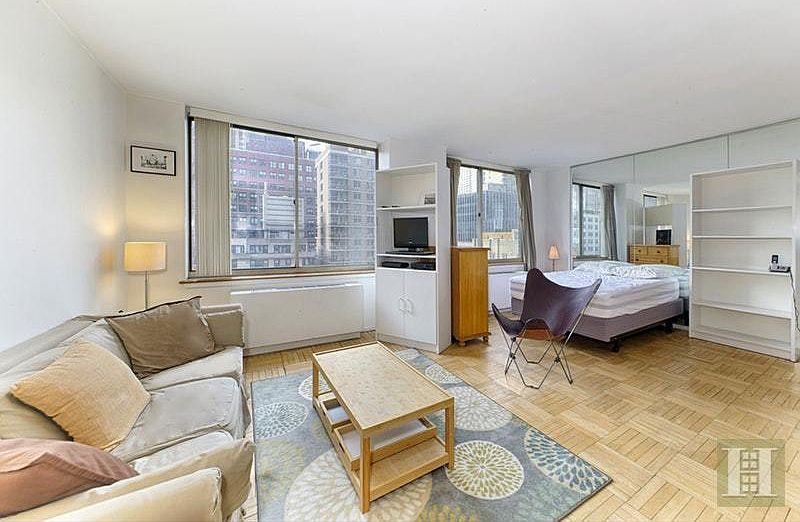 1st image of 232-236 E 47th St #14A