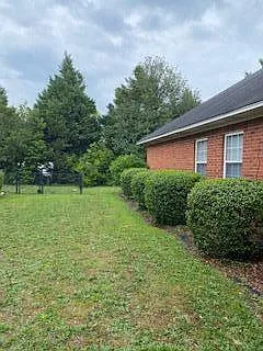 3423 Landmark Dr — Photo 5