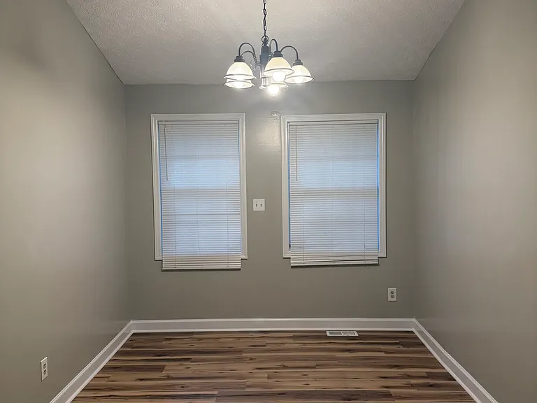 6379 Skyline Dr — Photo 5