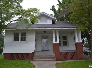 147 W Chambers St, Jacksonville, IL 62650