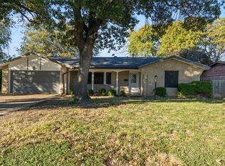 2007 E Park Row Dr, Arlington, TX 76010