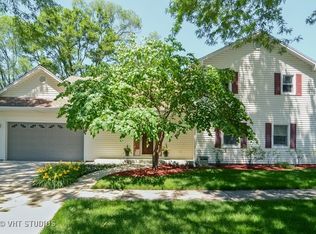 300 N Owen St, Mount Prospect, IL 60056