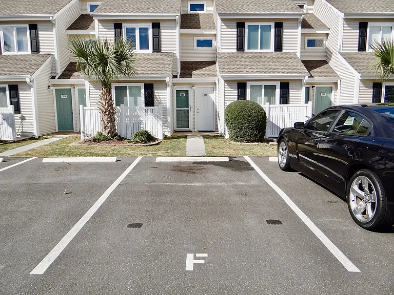 200 Deer Creek Rd #F — Photo 5