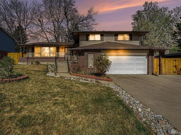 9755 W Iowa Drive, Lakewood, CO 80232