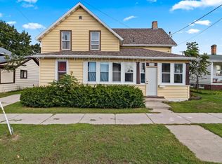 1606 20th St, Two Rivers, WI 54241